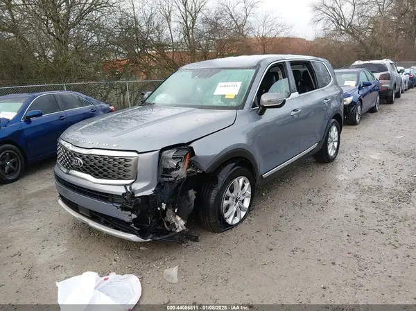 5XYP2DHC8LG013866 2020 KIA TELLURIDE - Image 2