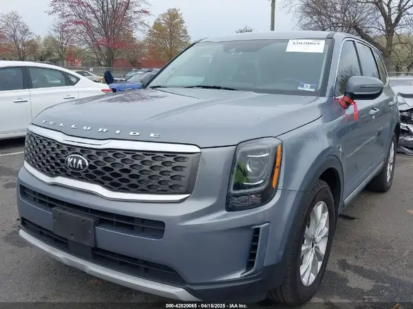 5XYP2DHC8LG020008 2020 KIA TELLURIDE - Image 2
