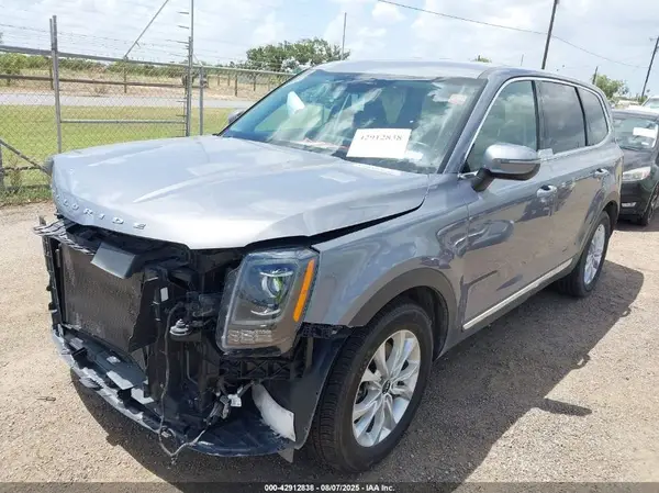 5XYP2DHC9NG198660 2022 KIA TELLURIDE - Image 2