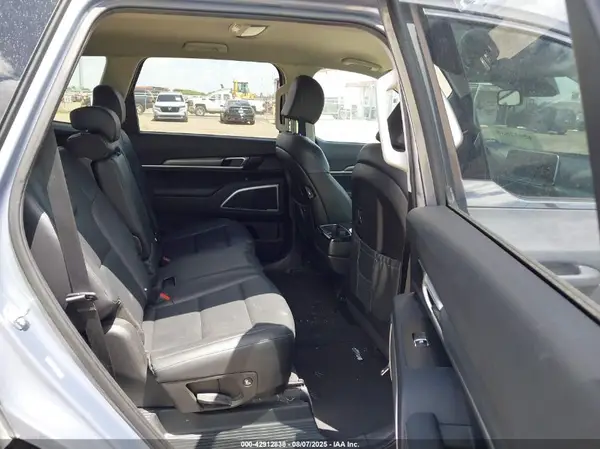 5XYP2DHC9NG198660 2022 KIA TELLURIDE - Image 8