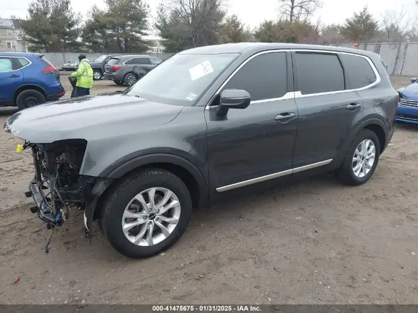 5XYP2DHC9NG236937 2022 KIA TELLURIDE - Image 2