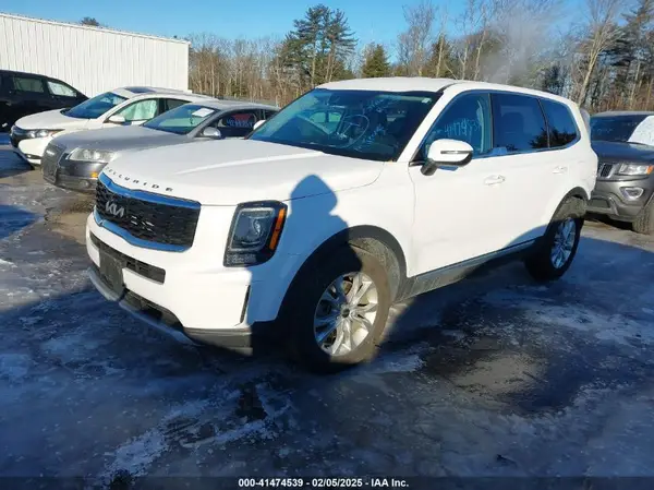 5XYP2DHC9NG283319 2022 KIA TELLURIDE - Image 2