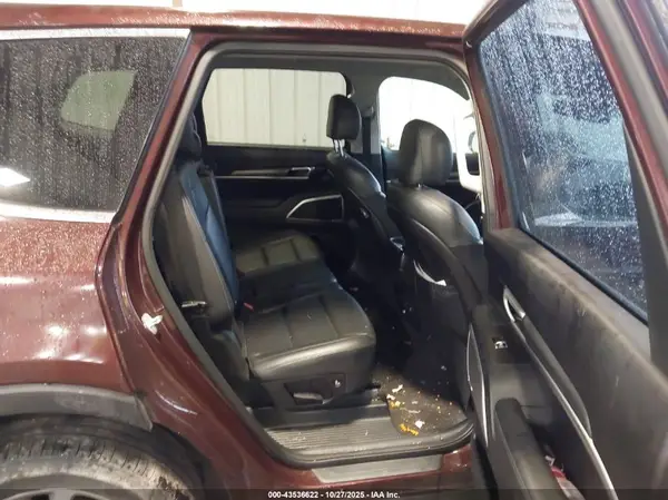 5XYP2DHCXMG160417 2021 KIA TELLURIDE - Image 8