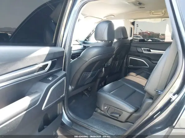5XYP2DHCXNG286083 2022 KIA TELLURIDE - Image 8
