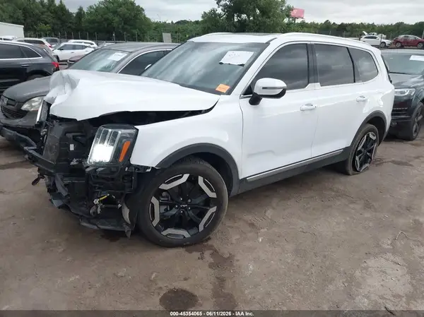 5XYP34GC1PG340985 2023 KIA TELLURIDE - Image 2