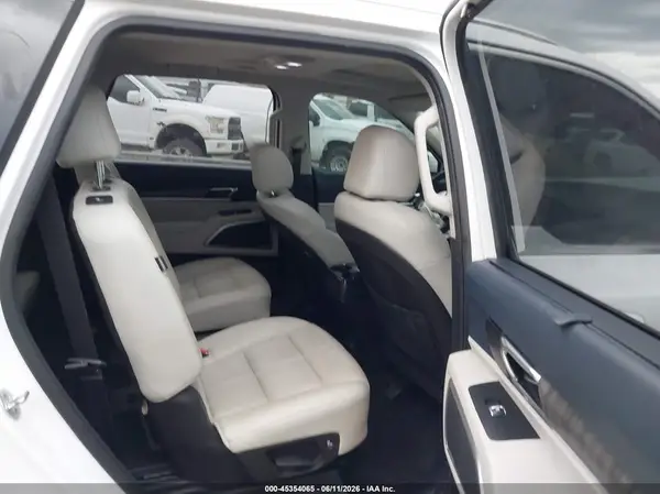 5XYP34GC1PG340985 2023 KIA TELLURIDE - Image 8