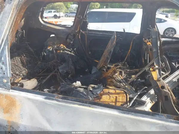 5XYP34GC1RG410469 2024 KIA TELLURIDE - Image 8