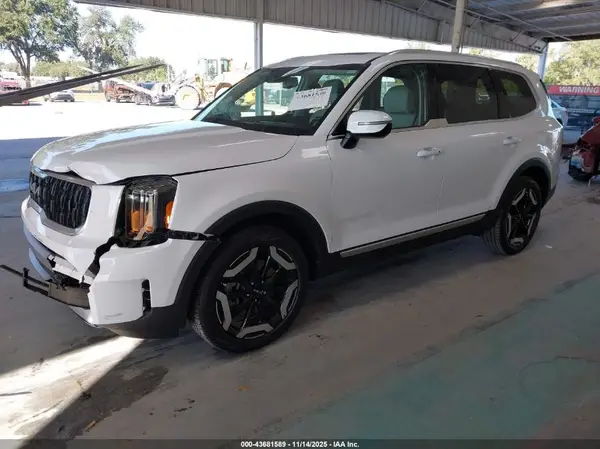 5XYP34GC1RG431208 2024 KIA TELLURIDE - Image 2