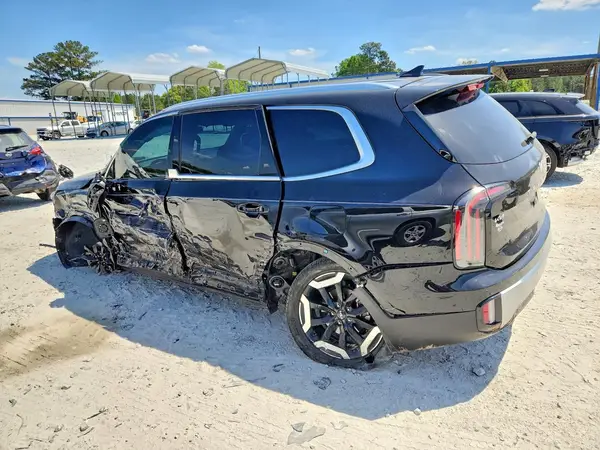 5XYP34GC1RG492705 2024 KIA TELLURIDE - Image 2