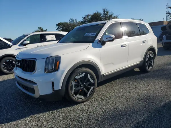 5XYP34GC2PG331664 2023 KIA TELLURIDE - Image 1