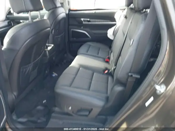 5XYP34GC3RG521217 2024 KIA TELLURIDE - Image 8