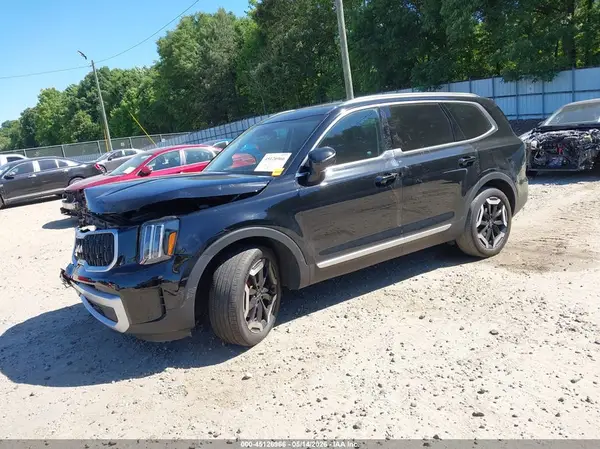 5XYP34GC3RG547686 2024 KIA TELLURIDE - Image 2