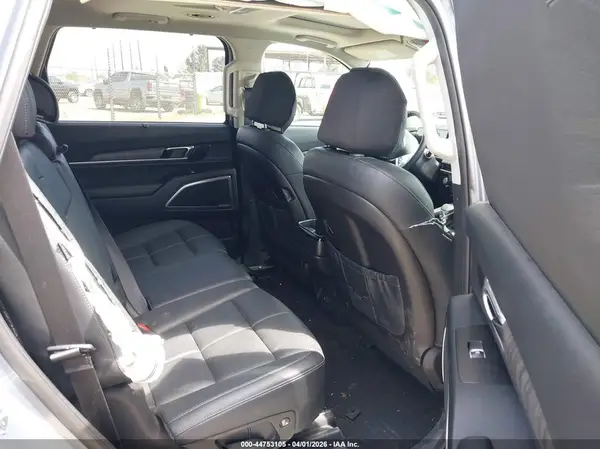 5XYP34GC3RG552466 2024 KIA TELLURIDE - Image 8
