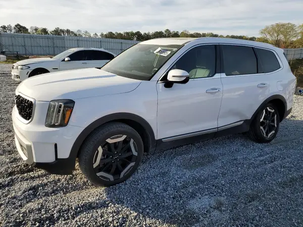 5XYP34GC4PG326868 2023 KIA TELLURIDE - Image 1