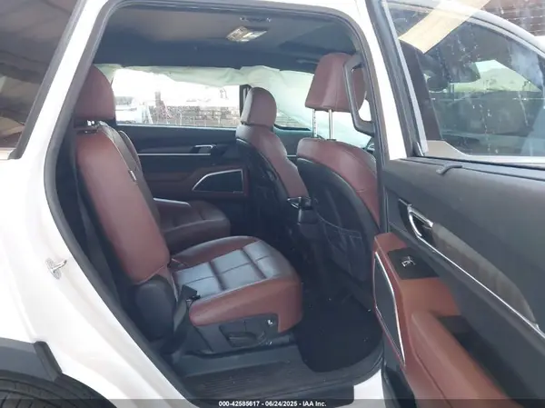 5XYP34GC4RG463330 2024 KIA TELLURIDE - Image 8