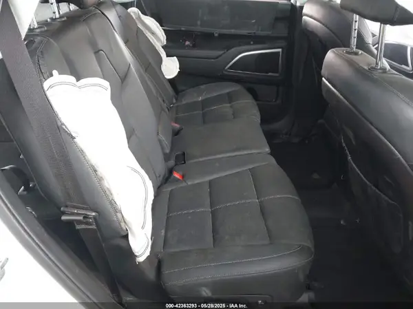 5XYP34GC4RG520271 2024 KIA TELLURIDE - Image 8