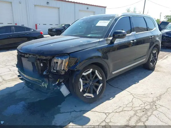 5XYP34GC5PG364030 2023 KIA TELLURIDE - Image 2