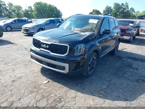 5XYP34GC5PG383130 2023 KIA TELLURIDE - Image 2