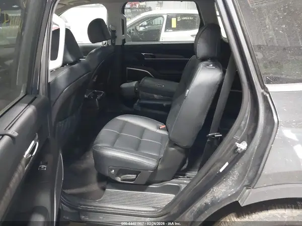 5XYP34GC5RG421880 2024 KIA TELLURIDE - Image 8