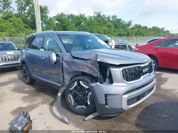 5XYP34GC6PG382858 2023 KIA TELLURIDE - Image 1