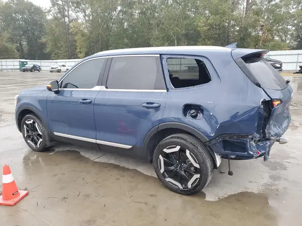5XYP34GC6PG385596 2023 KIA TELLURIDE - Image 2