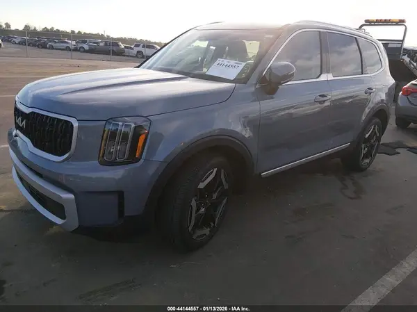 5XYP34GC6RG543115 2024 KIA TELLURIDE - Image 2