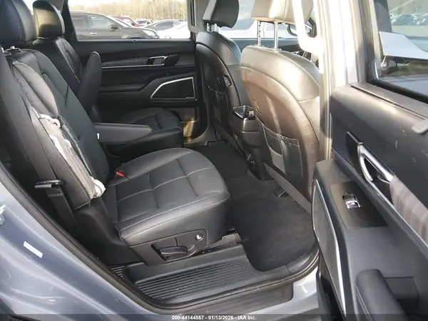 5XYP34GC6RG543115 2024 KIA TELLURIDE - Image 8
