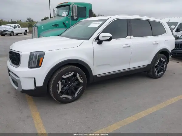 5XYP34GC6SG656827 2025 KIA TELLURIDE - Image 2