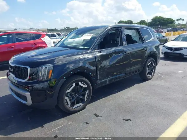 5XYP34GC7RG423372 2024 KIA TELLURIDE - Image 2