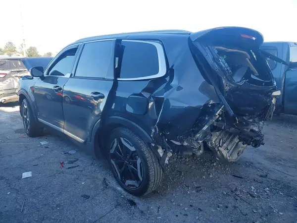 5XYP34GC7RG493745 2024 KIA TELLURIDE - Image 2
