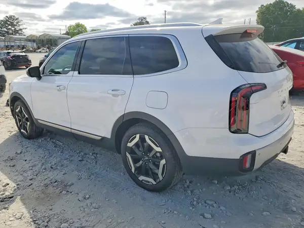 5XYP34GC8RG536926 2024 KIA TELLURIDE - Image 2