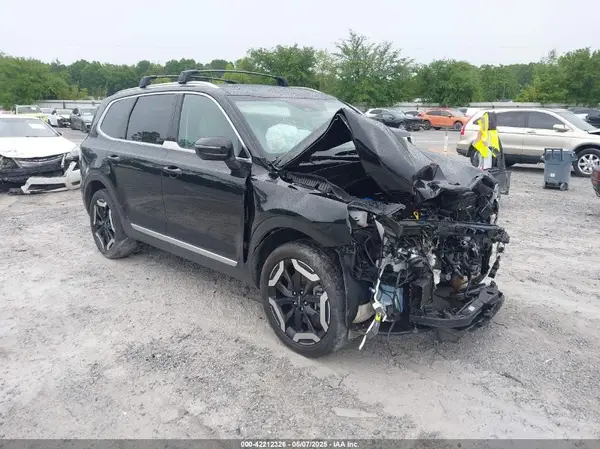 5XYP34GC9PG339972 2023 KIA TELLURIDE - Image 1