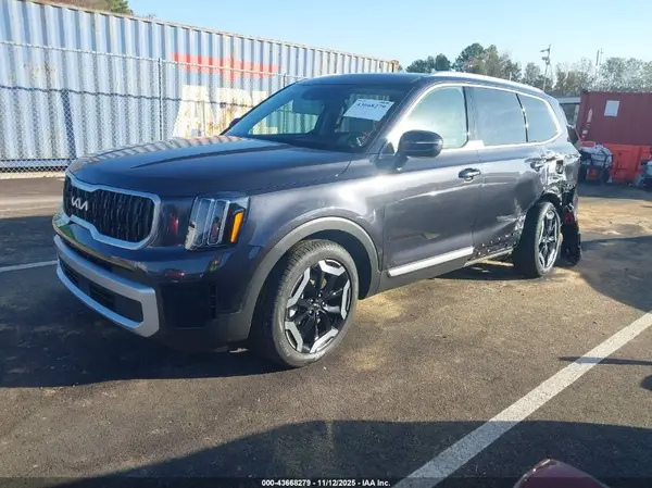5XYP34GC9SG608996 2025 KIA TELLURIDE - Image 2