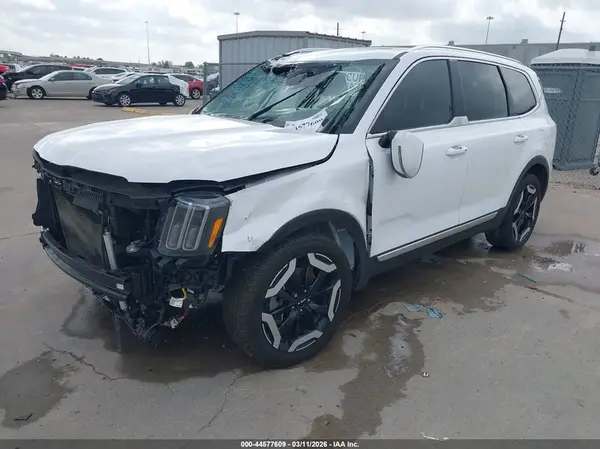 5XYP34GCXRG495604 2024 KIA TELLURIDE - Image 2