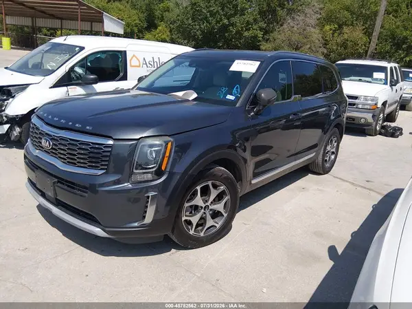 5XYP34HC0LG002292 2020 KIA TELLURIDE - Image 2