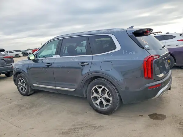 5XYP34HC0LG017617 2020 KIA TELLURIDE - Image 2