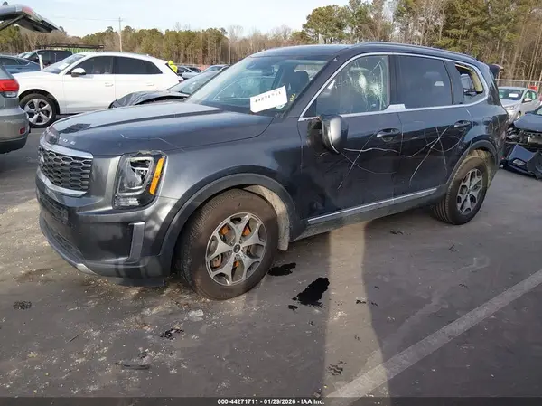 5XYP34HC0LG091927 2020 KIA TELLURIDE - Image 2