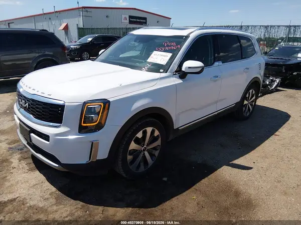 5XYP34HC0NG213432 2022 KIA TELLURIDE - Image 2
