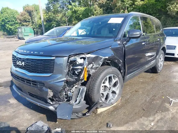 5XYP34HC0NG316558 2022 KIA TELLURIDE - Image 2