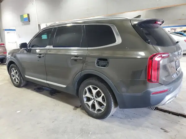 5XYP34HC1LG001586 2020 KIA TELLURIDE - Image 2