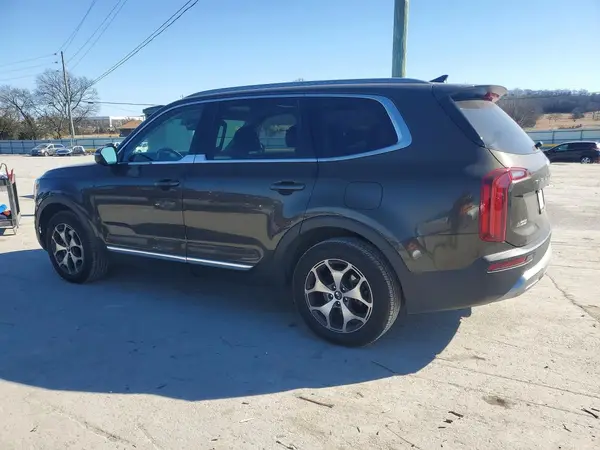 5XYP34HC1LG018792 2020 KIA TELLURIDE - Image 2