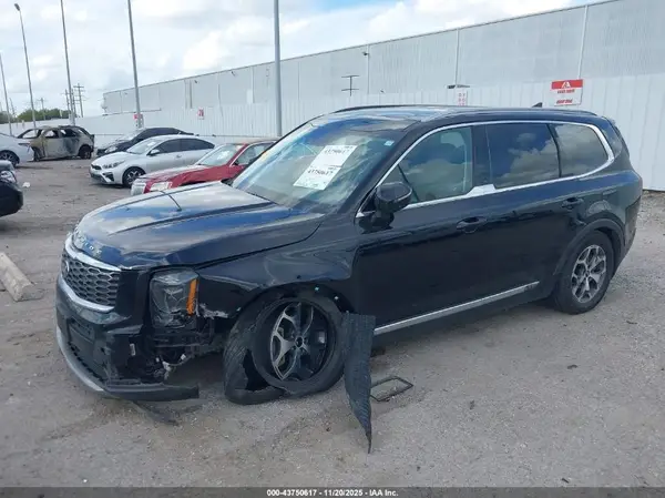 5XYP34HC1LG029937 2020 KIA TELLURIDE - Image 2