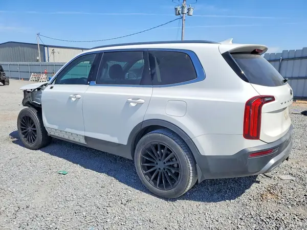 5XYP34HC1LG036743 2020 KIA TELLURIDE - Image 2