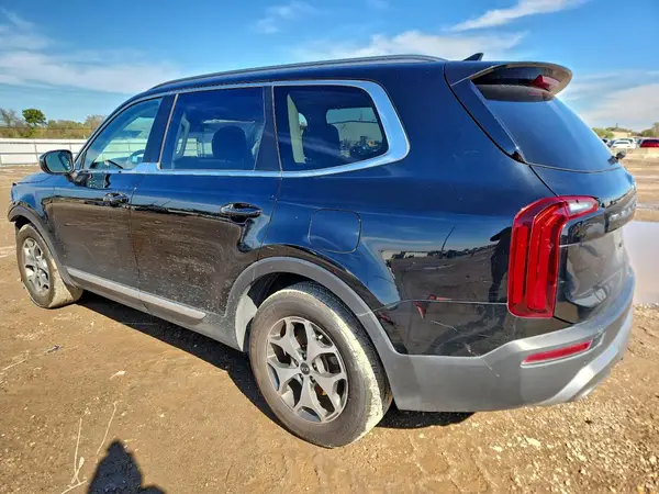 5XYP34HC1LG042977 2020 KIA TELLURIDE - Image 2
