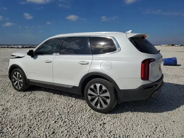 5XYP34HC1LG070553 2020 KIA TELLURIDE - Image 2