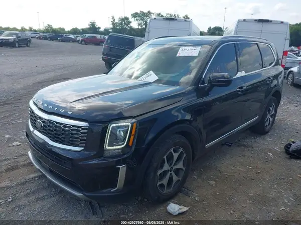5XYP34HC1MG134317 2021 KIA TELLURIDE - Image 2