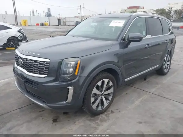 5XYP34HC1MG161002 2021 KIA TELLURIDE - Image 2