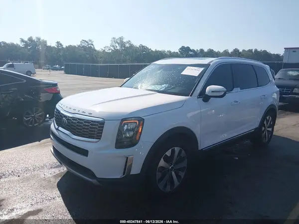 5XYP34HC1MG175689 2021 KIA TELLURIDE - Image 2