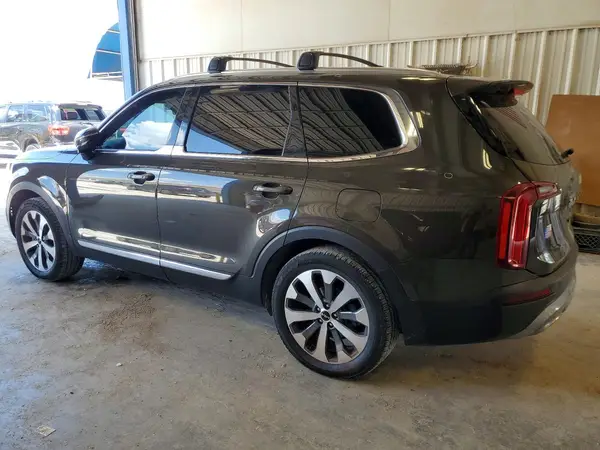 5XYP34HC1NG210975 2022 KIA TELLURIDE - Image 2