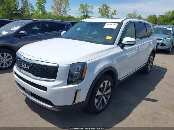 5XYP34HC1NG212483 2022 KIA TELLURIDE - Image 2